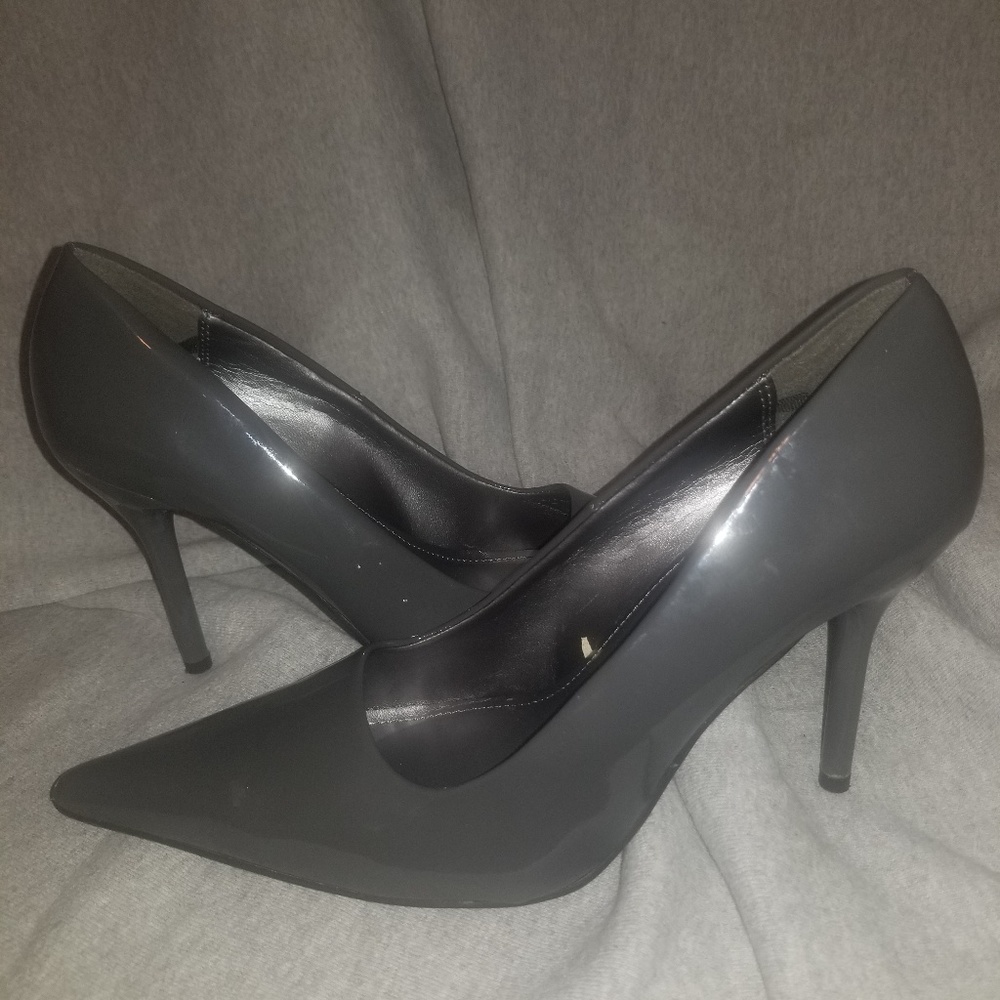 Gray heels shiny faux patent leather like new 11
